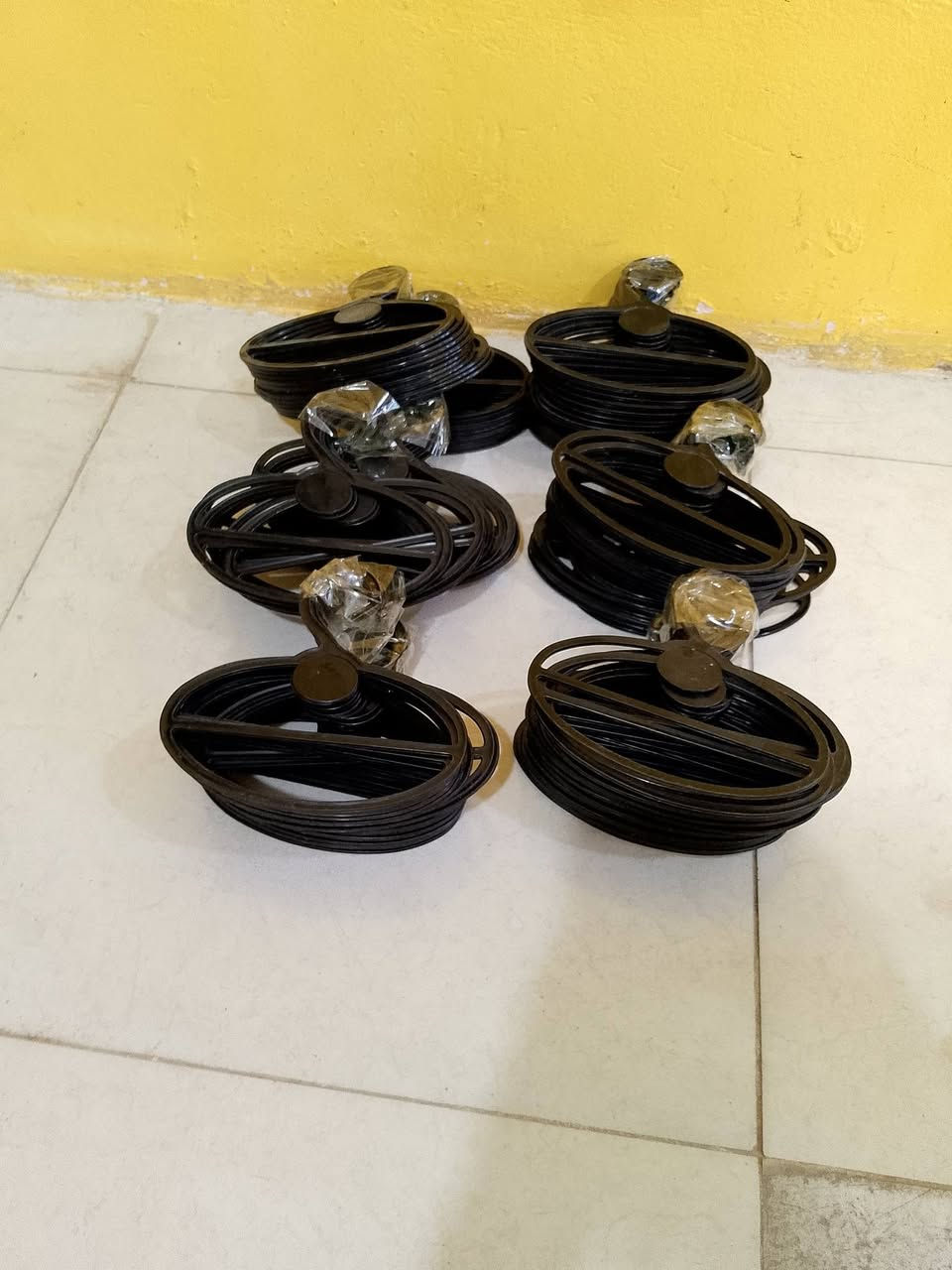 تعاليك ملابس اطفال 
ونسائيه 
تعاليك حجاب 
جديده مابيه اشي مكسور لو تالف 
لتواصل الانبار حديثه حي العسكري 
اكو خدمه توصيل 
لتواصل ***********
