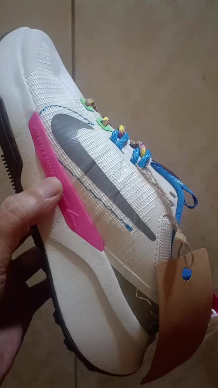 تخفيض السعر 25 الف قياس 42 مامستخدم قالب ناعم يلبس 41 ونص
لا يوجد توصيل للاستفسار خاص مكاني شارع فلسطين بالقرب من الأسواق المركزيه القديمه ركن شارع مسرح الخيمه


**إذا كنت صاحب هذا الإعلان وتريد حذفه لأي سبب، رجاءا أرسل رسالة إلى الدعم الفني**