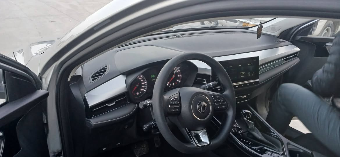 سڵاو هاوڕێیان
MG5 شکڵ نوێ 2025 نمونە
دو هەزار ڕۆشتوە ماشاء اللە هیچی نیە لەسەر دەقی شەریکەیە ، نرخی 106 و مامەڵە ، ***********
بۆیاخ  و ساردو تەرزەی نیە بۆیاخ ئەستور نیە ، لە سلێمانیم
