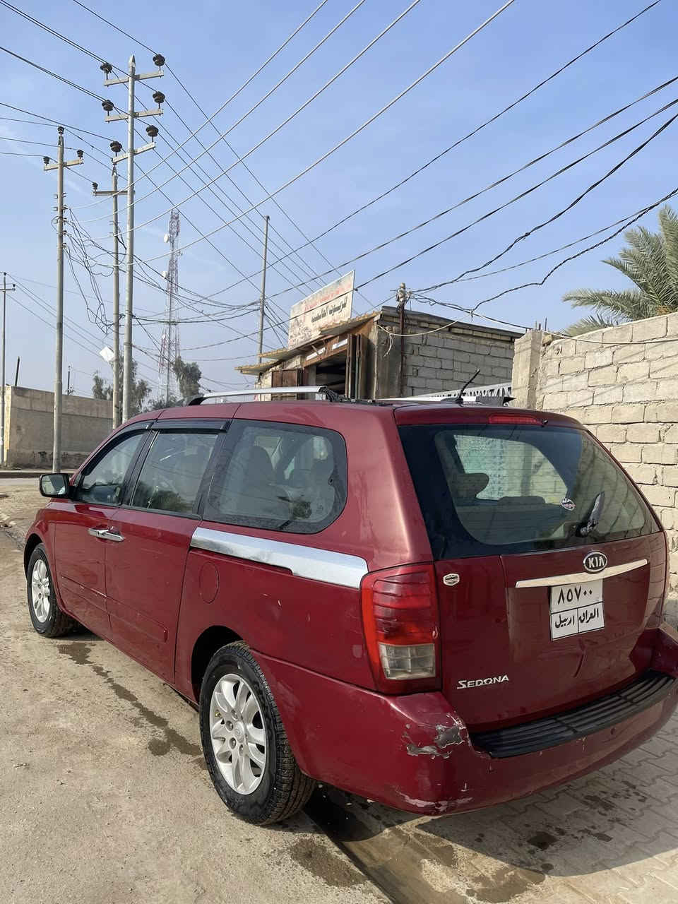 سلام عليكم كيا سيدونا موديل٢٠١٢ رقم اربيل بسم شركه سنويه نافذه وكاله فقط  جاهزه محرك ٣٨٠٠كير جديد حداديه ٧٠٪؜ بيها ضربه خفيفه بجاملغ الخلفي لسياره بيها جراد تخم تاير جديد كهربائيات كلها شغاله دوشمه جديده السعر ٨٠وبيها مجال قليل مكان السياره الديوانيه قضاء الحمزه 
***********
