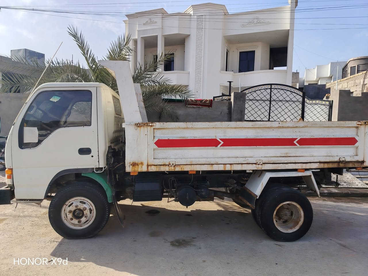 السلام عليكم للبيع جاك صيني موديل 2009 الا استفسار ***********
