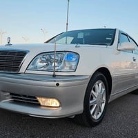 ملكه للبيع فقط السعر 140 وبيها مجال موديل 1999 سنويه 2028 كفاله من الض...