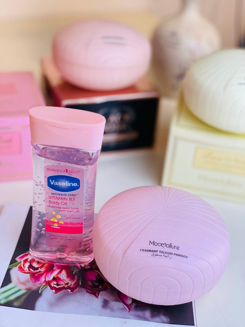 عرض لازم يكون عند كل بنية 😍👌🏻

بودره روز بيري برائحة مس ديور وزيت الفازلين بالفيتامين😍

رائحة ناعمة وثابتة:  ريحة وردية هادية ومنعشة تبقى فترة طويلة.

امتصاص الرطوبة: ممتازة بعد الشاور أو في الأيام الحر، لأنها تمتص العرق والرطوبة.
ملمس حريري: تخلي البشرة ناعمة جدًا وملساء.
مناسبة للبشرة الحساسة: مكوناتها غالبًا بتكون خفيفة ومناسبة للبشرة الحساسة، بس دايمًا الأفضل اختبارها الأول. بغداد, العراق


**إذا كنت صاحب هذا الإعلان وتريد حذفه لأي سبب، رجاءا أرسل رسالة إلى الدعم الفني**