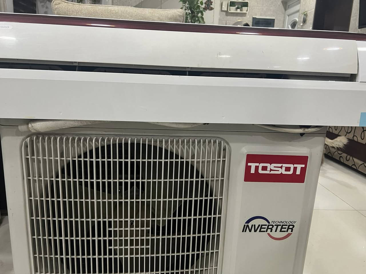 توسوت ١ طن انفيرتر عدد٢ كاملات وغاز مقفول بوري وريمونت وبليته على وضع الشركه السعر ٨٠٠ الف هاتف*********** يوجد توصيل بغداد
