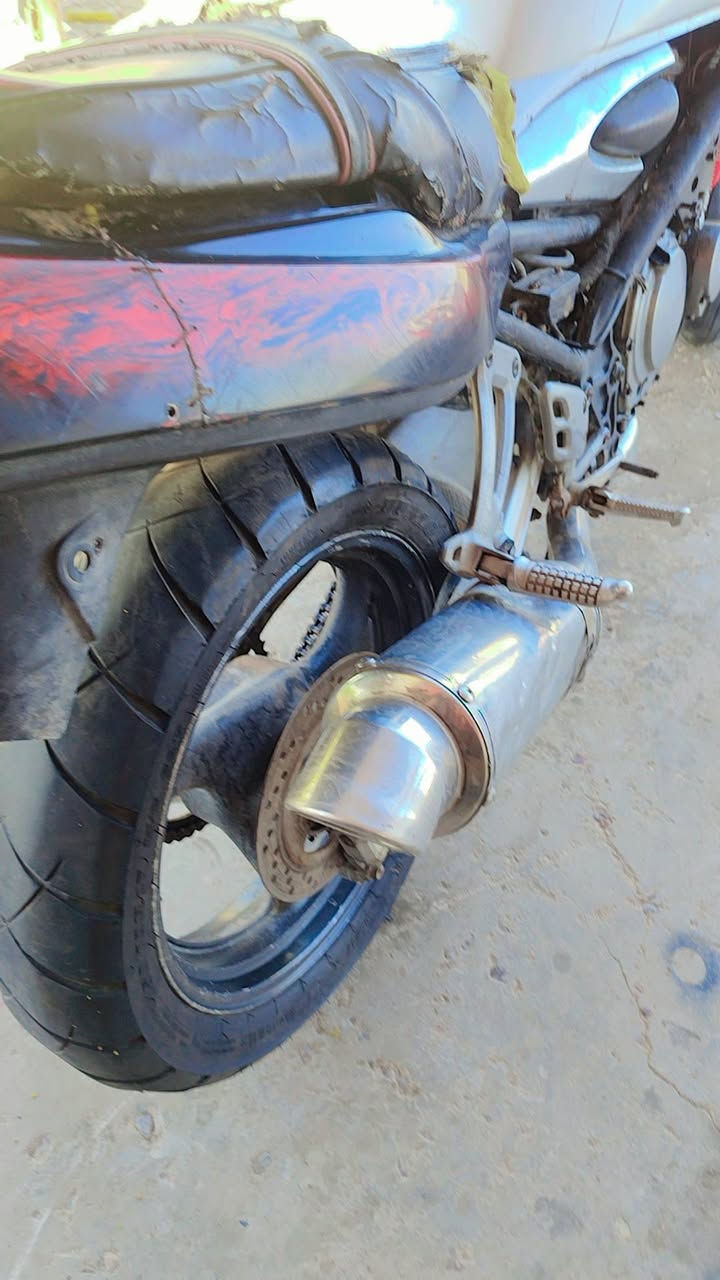 للبيع   بطح بانده محرك 250
بييهه فقط ولفات حاليا ماتشتغل ابيعك طافيه 
بييه سلف جديد وتاير خلفي جديد كهربايات 
شغاله نقص بس باتري
سعره 350  قفل  ***********
مكاني ليوسفيه معمل زينب
