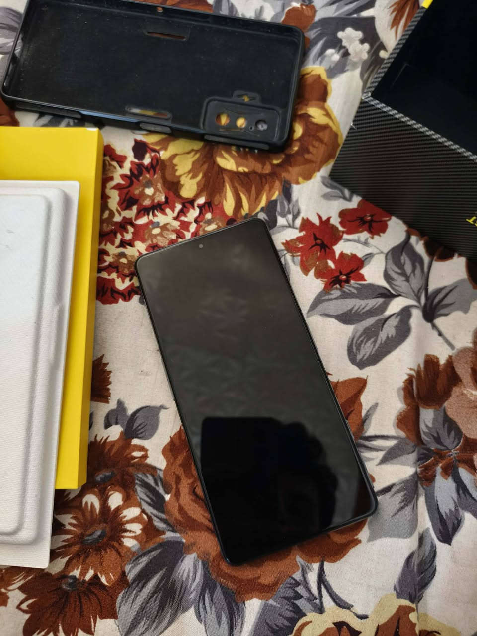 ⚠️POCO F4 GT⚠️مكاني حله ماعدي توصيل
للبيع 190
المواصفات الجهاز📱/ 
الشاشة 120Hz AMOLED 🖥
المعالج Snapdragon 8 Gen 1 🎮
الشحن السريع 120w من 0 الى 100 (15 دقيقه) 🔌⚡
رامات 12GB 💾
مساحة تخزين 256GB 💽
الكامرة 64 📸
الجهاز للاعاب وبي شفتات جهاز كلشي مابي غير بس هذا الفطر بضهر  قفل 190


**إذا كنت صاحب هذا الإعلان وتريد حذفه لأي سبب، رجاءا أرسل رسالة إلى الدعم الفني**