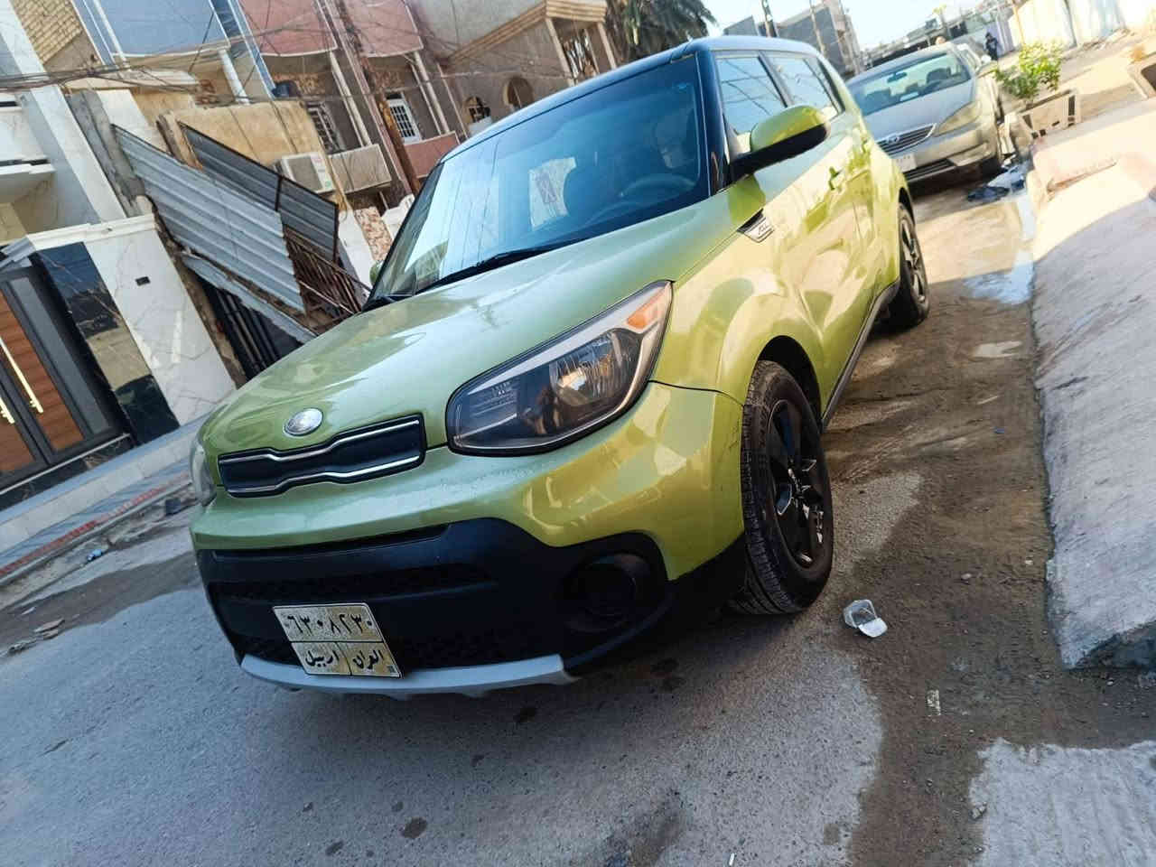 السلام عليكم
كيا صول 2019 وارد امريكي
حادثهه بنيد وجاملغ بدون دواخل 
بدون ايرباك صور الحادث بلمنشور
مكينه 2000
السياره شاشه جبيره
تحكم ستيرن
وبعد بيهه الموصفات المعروفه
بأسمي تحويل وكاله اني حاضر
السعر114
بيهه مجال حك الجيه 
مكان السياره بغداد 
الاستفسار 
***********
غير متواجد علفيس
