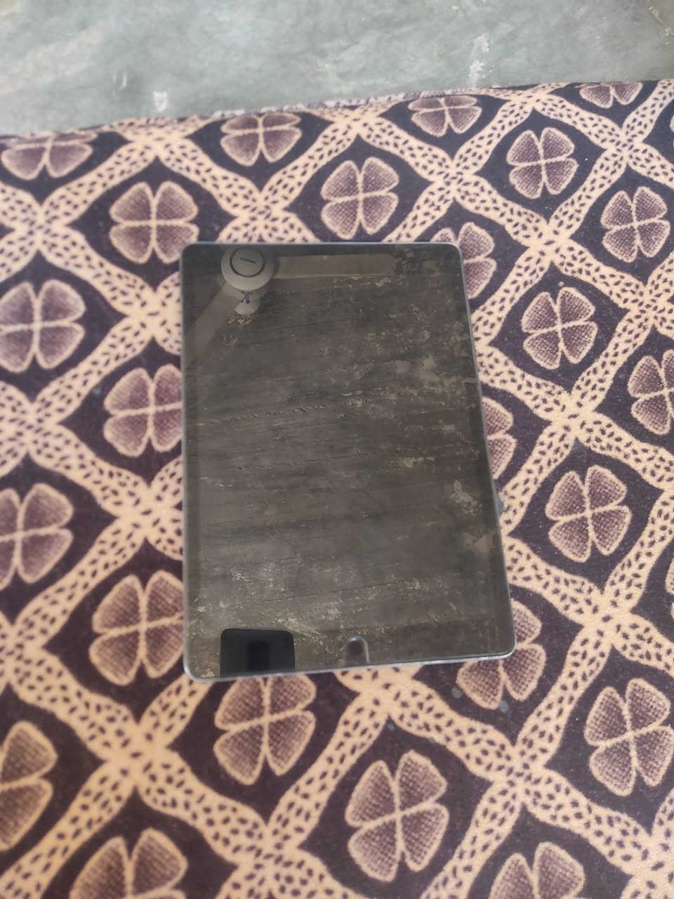 ايباد سبعه جيل ٧ نضيف بوبجي ٦٠ فريم سعرا ١٢٠بي مجال ***********
