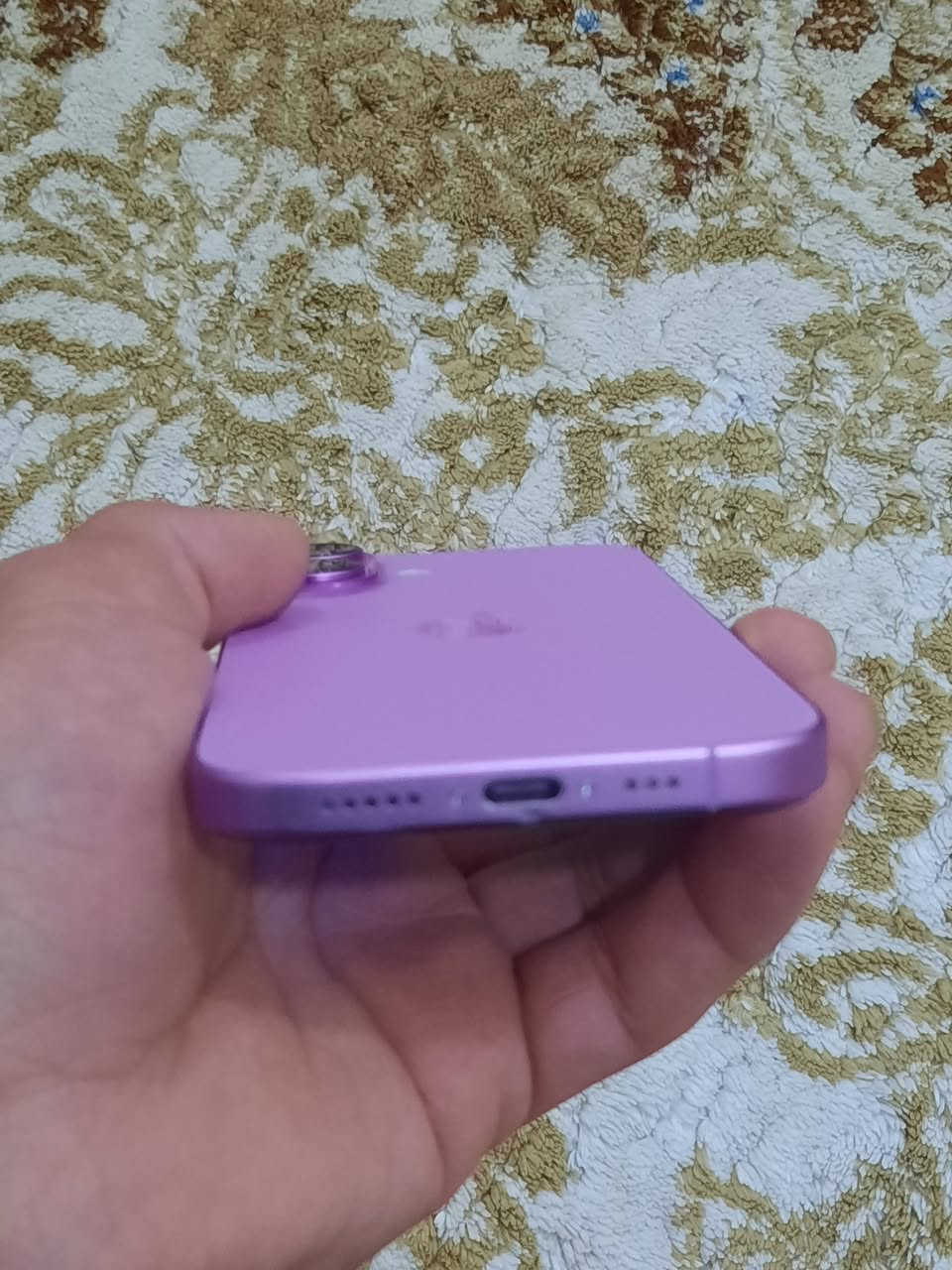 16 عادي
ذاكرة 128
بطارية 94
الجهاز دبل سيم 
كلة شرط كارتون موجود 
بس بي هاي الطخة يم مكان الشحن 

السعر خابر وتدلل

***********
