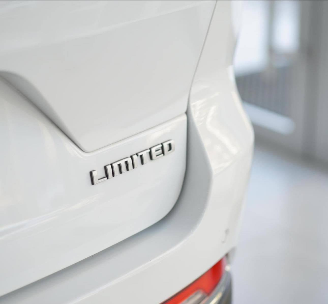 سلام عليكم
جيب كراند شيروكي L
رقم اربيل
Limited مواصفات
خليجيه وكاله هارلم
كلين تايتل
ماشيه 59 الف
السعر 415. 
...مكان السياره كركوك للاستسفار التواصل على 
***********
