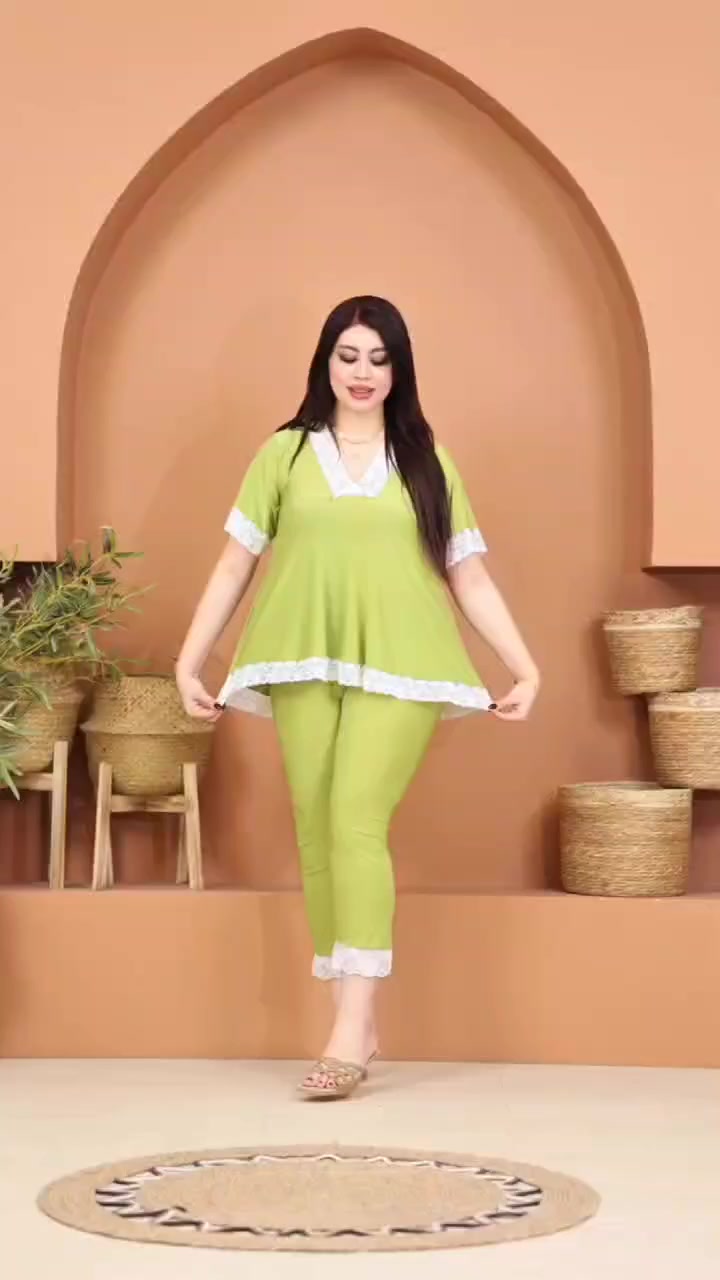 🔥 متوفر حالياً بالألوان التالية🎨 
أسود – أزرق – جوزي – حني – زيتوني – وردي – بنفسجي – شذري   السعر فقط 9,000 دينار

🚚 التوصيل مجاني
الرحمانية – الجعيفر – المنصورية – الدورين – شارع حيفا – الشواكة – العطيفية الأولى والثانية – الشالجية

📦 باقي المناطق عن طريق شركة الوسيط
أجور التوصيل: 5,000 دينار

📲 للحجز والاستفسار:
واتساب: ***********
🔗 رابط التلي: https://t.me/husseincosmatic�
سارعوا بالحجز قبل نفاد الكمية 💕
براند الكرخ للملابس
