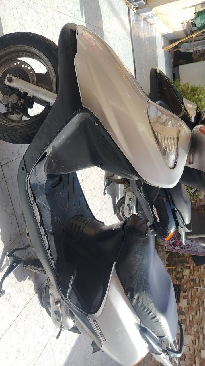 السلام عليكم
دراجه ٢ سبيسي للبيع مجفت مره وحده
مكانه كوت واسط سعر الوحده ٦٥٠ وبيه مجال 
***********
