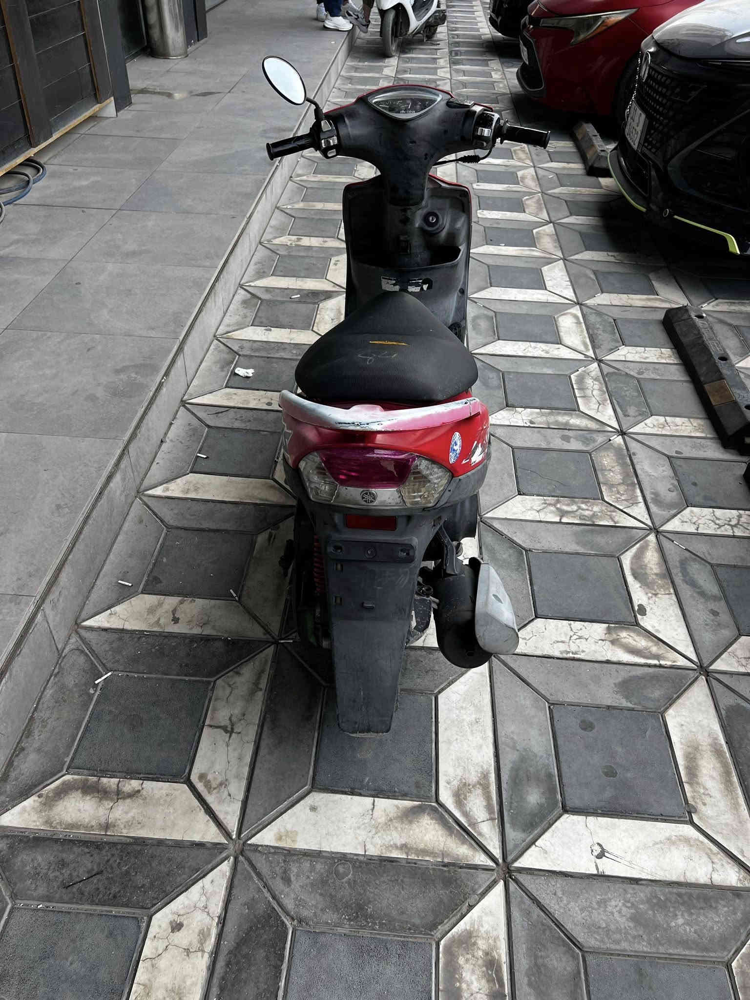 السلام عليكم دراجه ماكس عدله دراجه مكفوله كفاله عامه مابيه اي نقص مختمه كله من كفرات من سوادات من قبق هندر من كلشي مختمه وختم واحد ويه المكينه برغي واحد ما مفتوح من الدراجه بعده بحاله الوكاله كهربائيات كله شغاله سلف هندر كله شغال السعر مليون وبيه مجال بسيط ماعده الوياله مو وياه انطيك ويالته البلاديه بغداد الدوره ***********
