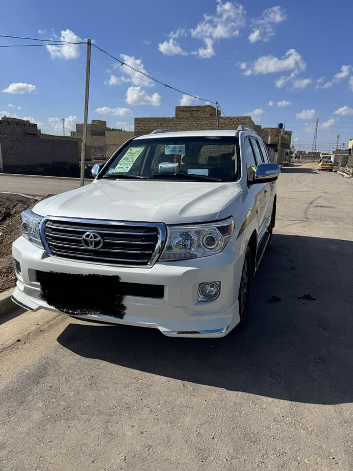 سلام عليكم لاندكروز 2009 للبيع GXR بيه قطعه صبغ وحده فقط والباقي كفاله مكينه كير كفاله حداديه جديده منظومه تبريد جديده سياره حيل حلوه وما متعوبه رقم بغداد تحويل مباشر سياره حلوه وجاهزه مال جني سعرها ٢٥٠ وبيها مجال للشراي مكلف بلنشر اتصال فقط ماكو هيج نضافه بهل سعر بلاش

‭٠٧٧٨ ١١٩ ٠٧٠٠‬
