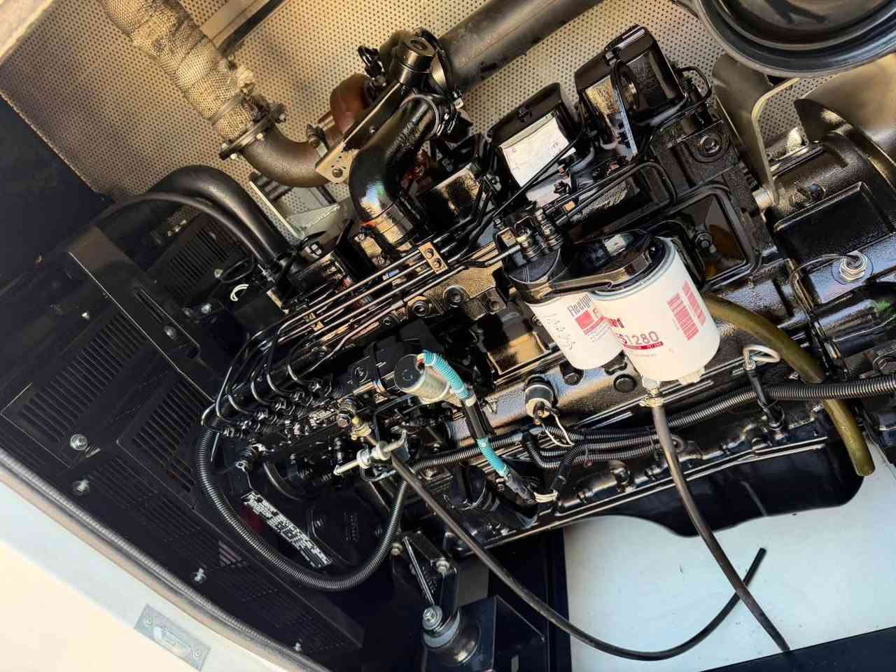 عرض خاص على اسعار المولدات
🔥🔥 

كمنز اصلي الاحجام من 45 كيفي الى 250 كيفي. 
كاتم سوبر سايلنت نسبه عزل 95٪ ويوجد شاصي ايضاً 
رأس توليد ستامفورد انكليزي
ضمان حقيقي سنتين او الفين ساعه عمل 
شاشة حماية برودكشن انكليزية 

توصيل داخل بغداد مجاني
ومتوفر توصيل لجميع المحافظات 

المكان الكراده شارع 62 
***********
