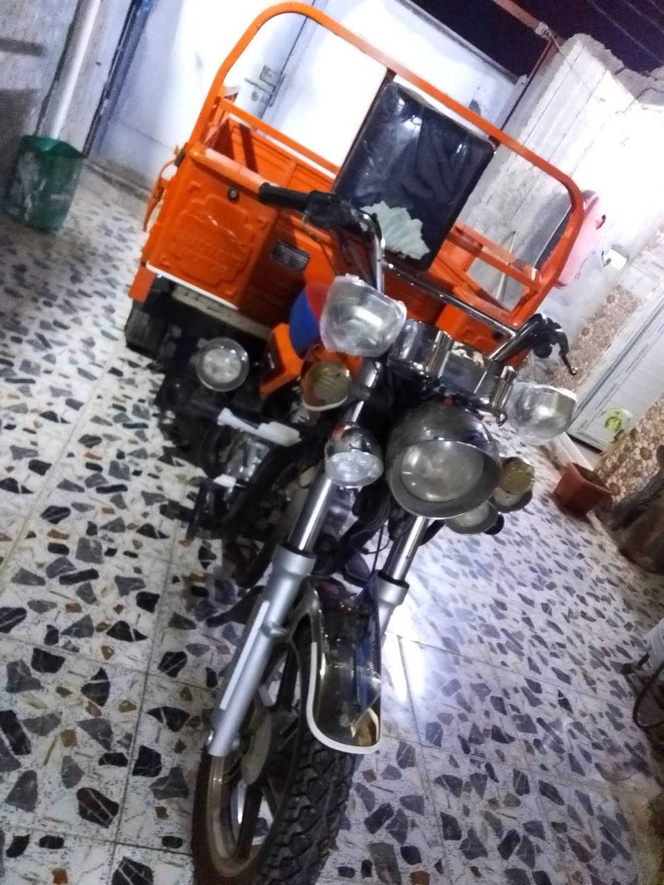 سلام عليكم ستوته البيع مديل  23 طالعه بل 24 تقره وراقه 24  وراق صولي مكاني كربلاء طويريج  سعر2450 بيه  مجال ***********
