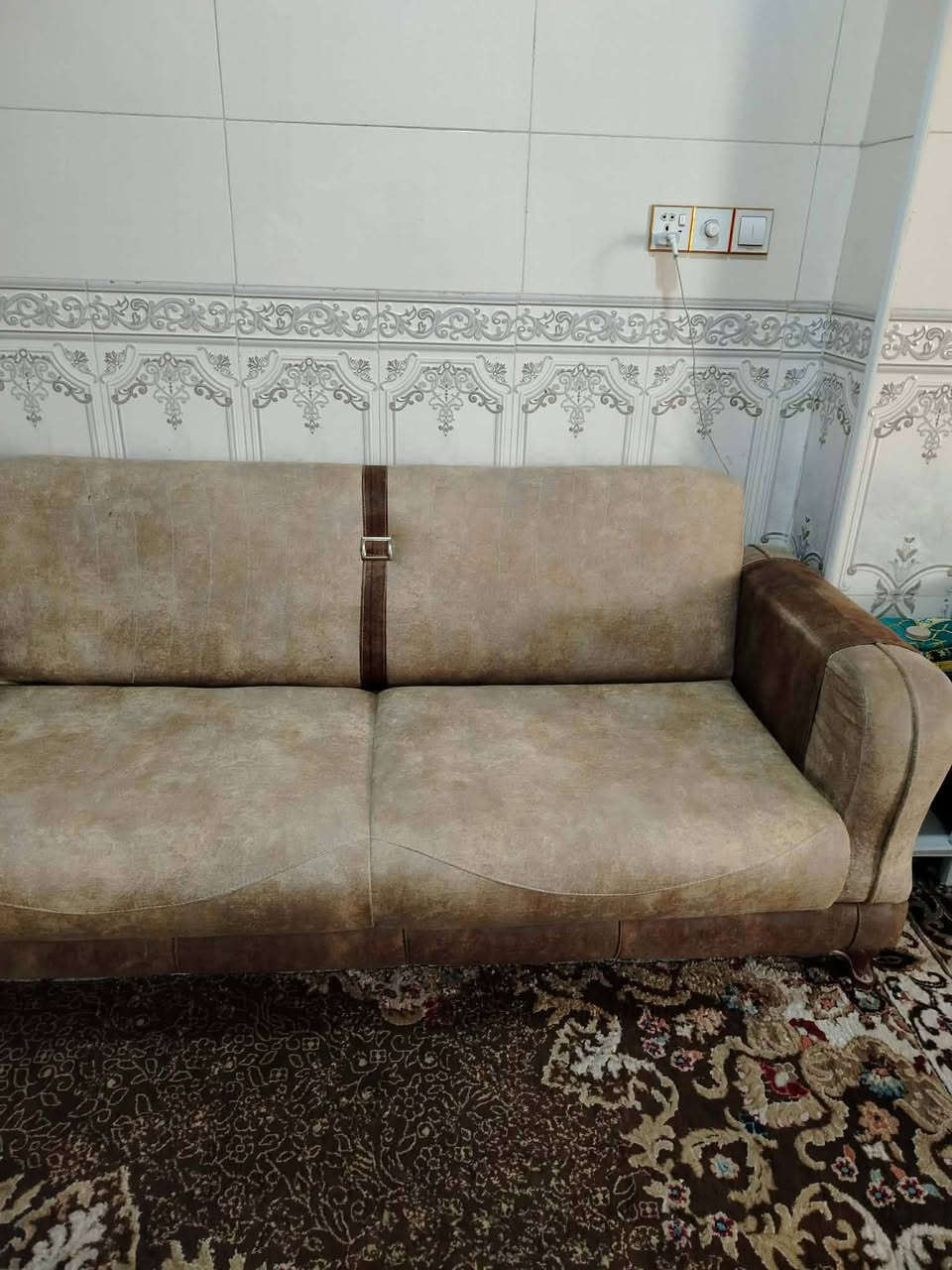 تخم جديد اي ضرر مابي السبب تغير المكان ماخذي ب مليون وميه ابيعه ٨٥٠ وبي مجال بسيط


**إذا كنت صاحب هذا الإعلان وتريد حذفه لأي سبب، رجاءا أرسل رسالة إلى الدعم الفني**