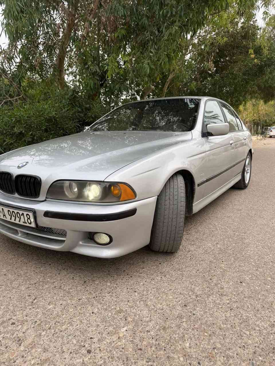 السلام عليكم

بي أم موديل 2001 

530ابلاد 
سياره رقم اربيل فول مواصفات 
كير محرك تبريد شرط 
سعر 99 وبيها مجال 
***********
