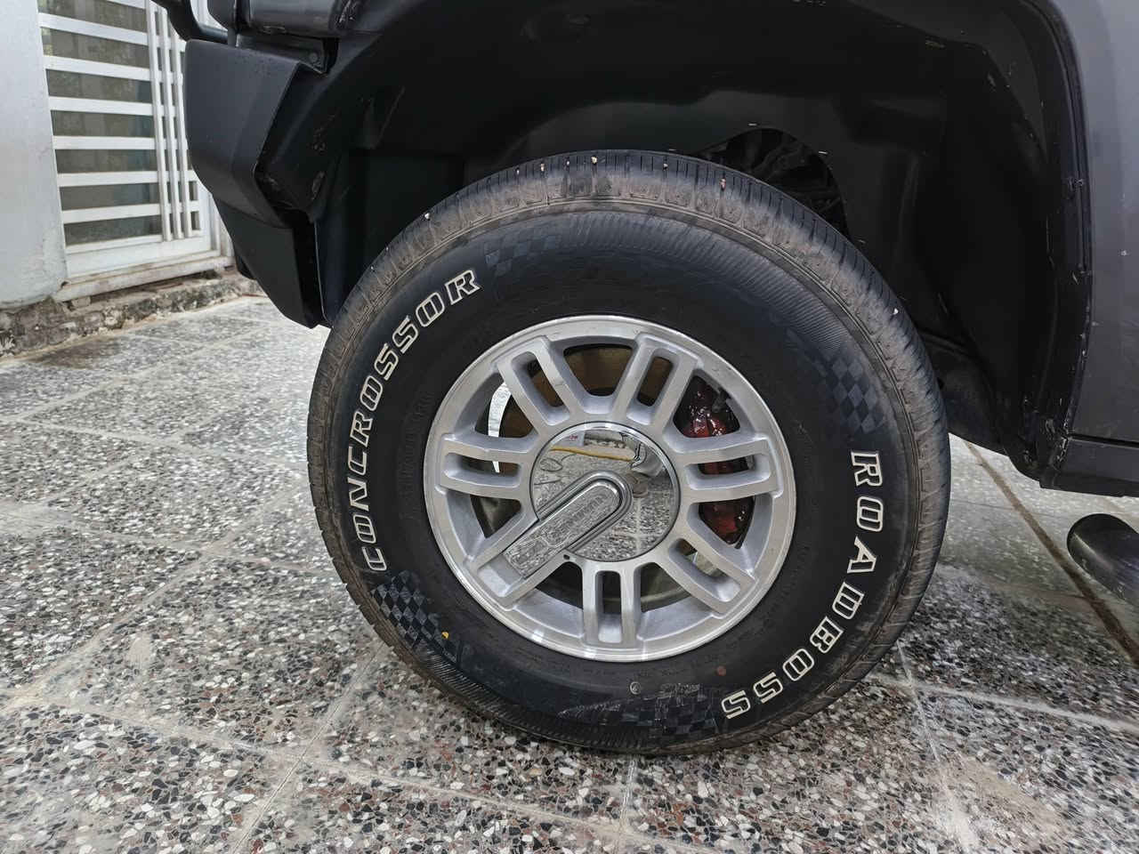 ‏ همر٢٠٠٩  رقم بغداد انكليزي باسمي سنوية جديدة وهزة جديدة.للبيع محرك ٣٧٠٠ الابيض المرغوب..سلايد روف وارد امريكي ضررها الجاملغ البلاستك وحدادية الويل جهة الراكب   . محرك گير حاوية. . سيسي ماكو تنقيص دهن. السيارة مابيها چطل ابد ابد من الدعامية للدعامية كلها بلادي عالشركة مغلفة كلها من الداخل عازل صوتي حراري تدفئة تبريدها ثلج راديتر وفريز تبريد جدد حدادية كلها بلادية السيارة مال جناي . زيت وماي ولڤر. . نضافة غرفتها جديدة بالواقع احلى. . . بين قوسين السيارة كلها بلادية على وضع الشركة  سبير وجگ وعدة وياها ملات الشركة  .السعر ١١٥ البيع شرط المداور . . مكاني النجف. ..

‏سيرفس كامل للسيارة. . تجيب كهربائي وفيتر اذا بيها چطل لو نقص اضيفك وتاخذ كروتك وترجع بالسلامة 

***********
