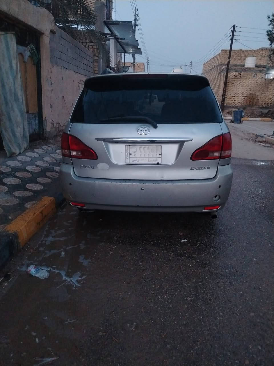 سلام عليكم ورحمة الله وبركاته سياره ابصم مديل 2002 كير مكينه كفاله عامه بس هي جارده وبيه طخات والسعر 110 وبيها مجال رقم الهاتف  ***********
