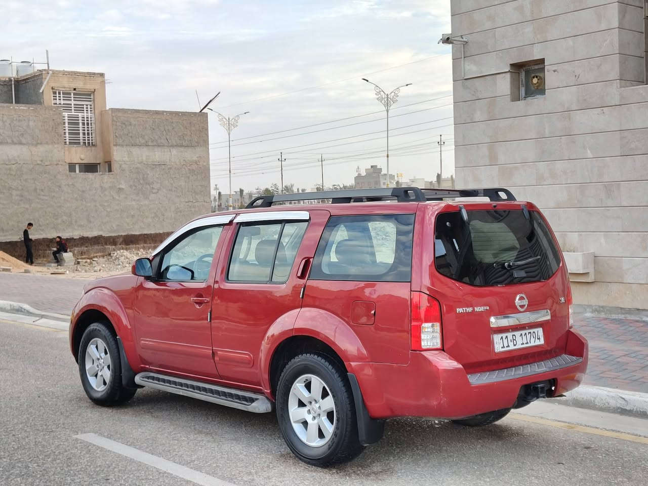 سلام عليكم ورحمة للبيع بافندر مديل 2009 وارد امريكي حادثه باب فقط بدون دواخل والباقي مكفوله كفاله عامه مكينه 6 سلندر وكير مكفولات حداديه تخم تاير تبريد ثلج فول موصفات شاشه كامره حساسات فتحه  شاير مري سبعه راكب تلاث قطع تبريد ويل كب كروم فور ويل  تحكم ستيرن جيهتين دواسات فرامل كهربائي جنطه شفط وبيه بعد موصفات رقم بغداد نكليزي سنويه الغايه 2028مشروع  وطني سياره جديده وجاهزه من كلشي وشرط احله من صور السعر 103 وقابل للتفاوض الستفسار نتصل *********** مكان  كربلاء مكلف بلنشر
