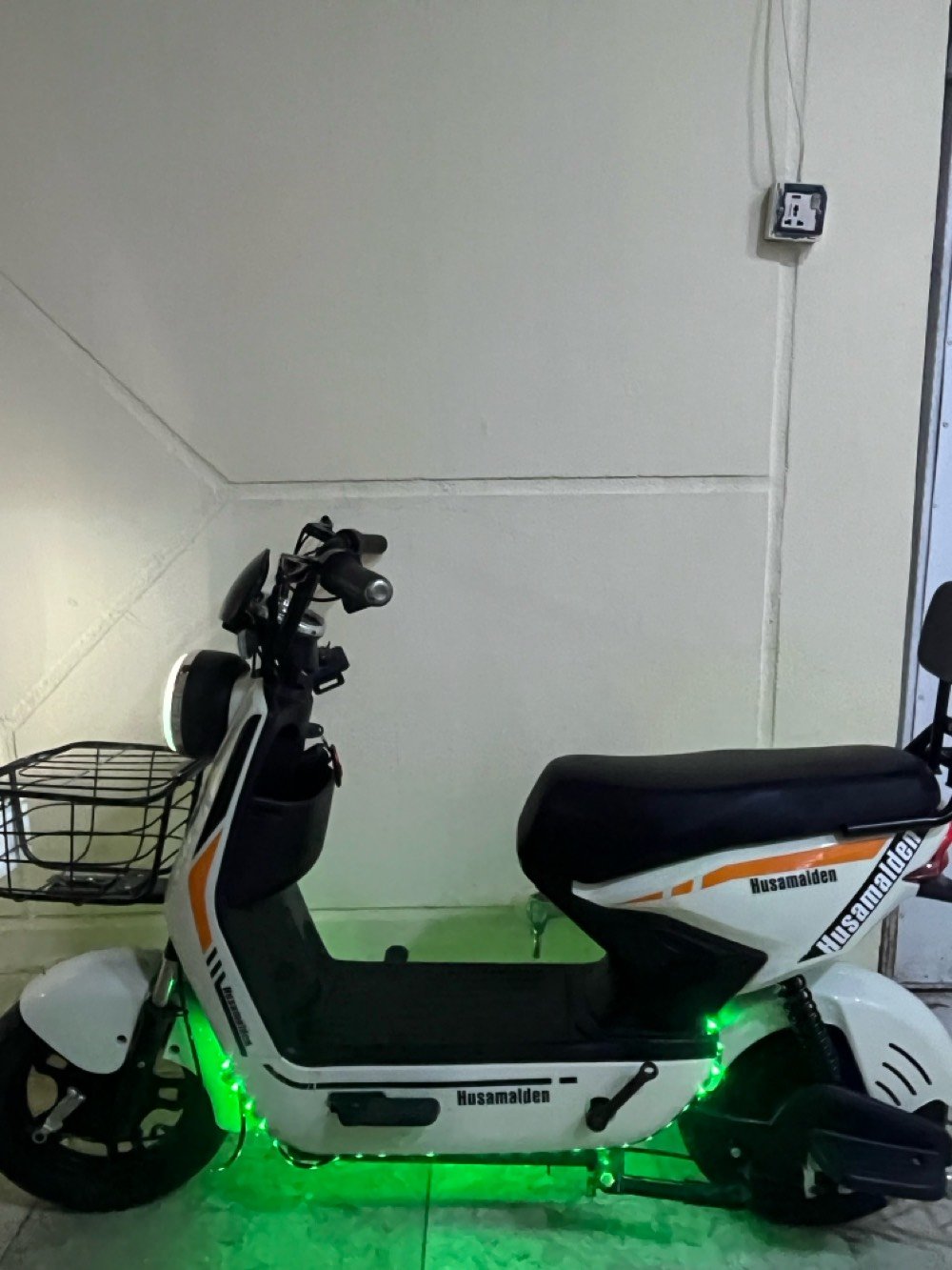 دراجه شحن كلاسيكي
حجم 10 في 275
اسم الموديل كلاسيكي
4 بطاريات كبير قياس 20 ابيرمأأ V
ملف 500 واط *
نقطع مسافة 45 كيلو متر حقيقي
مواصفات
أم بي اثري
لايت +لد نهاري
اشاير خلفي أمامي يمين ويسار
4 دواسات خلفي امامي
4 دبلات خلفي امامي حاطا ٧
دبل استان وسط وخلفي تشغيل واطفاء عن بعد مانع سرقه انذار كشن منفصل
قفل كهربائي
ابريك حساس بنزات خلفي امامي
الموقع !بغداد جميلة قرب علوة 58 قرب سوق الرضوي
الاستفسار ***********
التعليق بشكل عام...