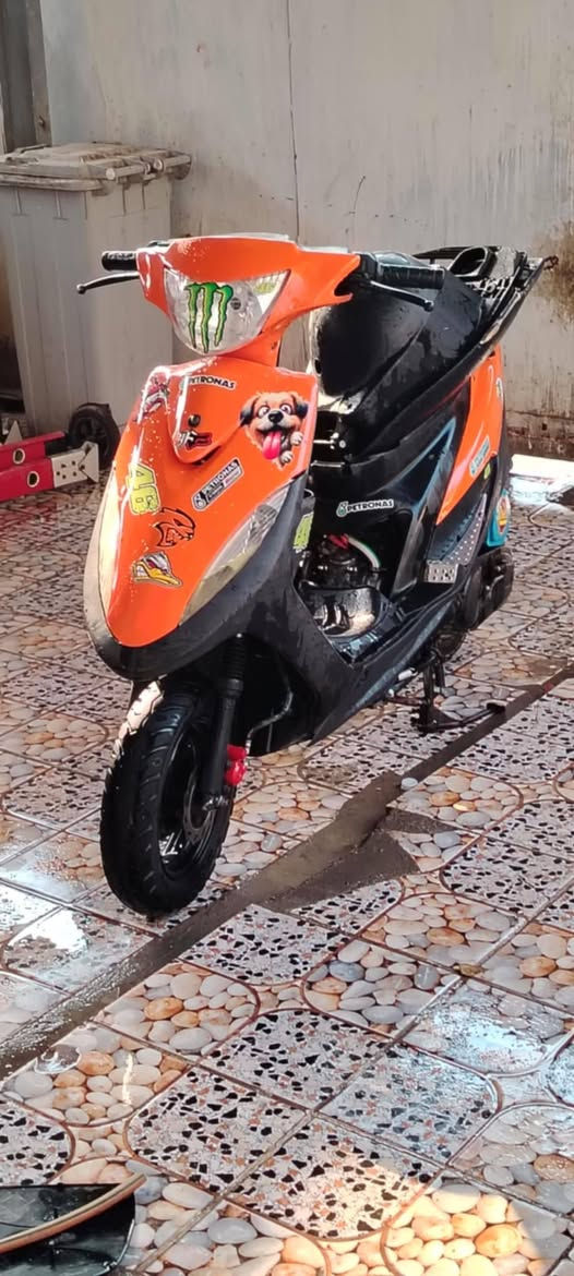 مرخصت ادمن سلام عليكم دراجة ماكس عدلة للبيع مكينة 55
كهربايات شغالة دراجة حلوة بس كابريتة لو تنضفهة لو تبديل سلف شغال تايرات جدد هاذة رقمي ***********خاص مفتوح
