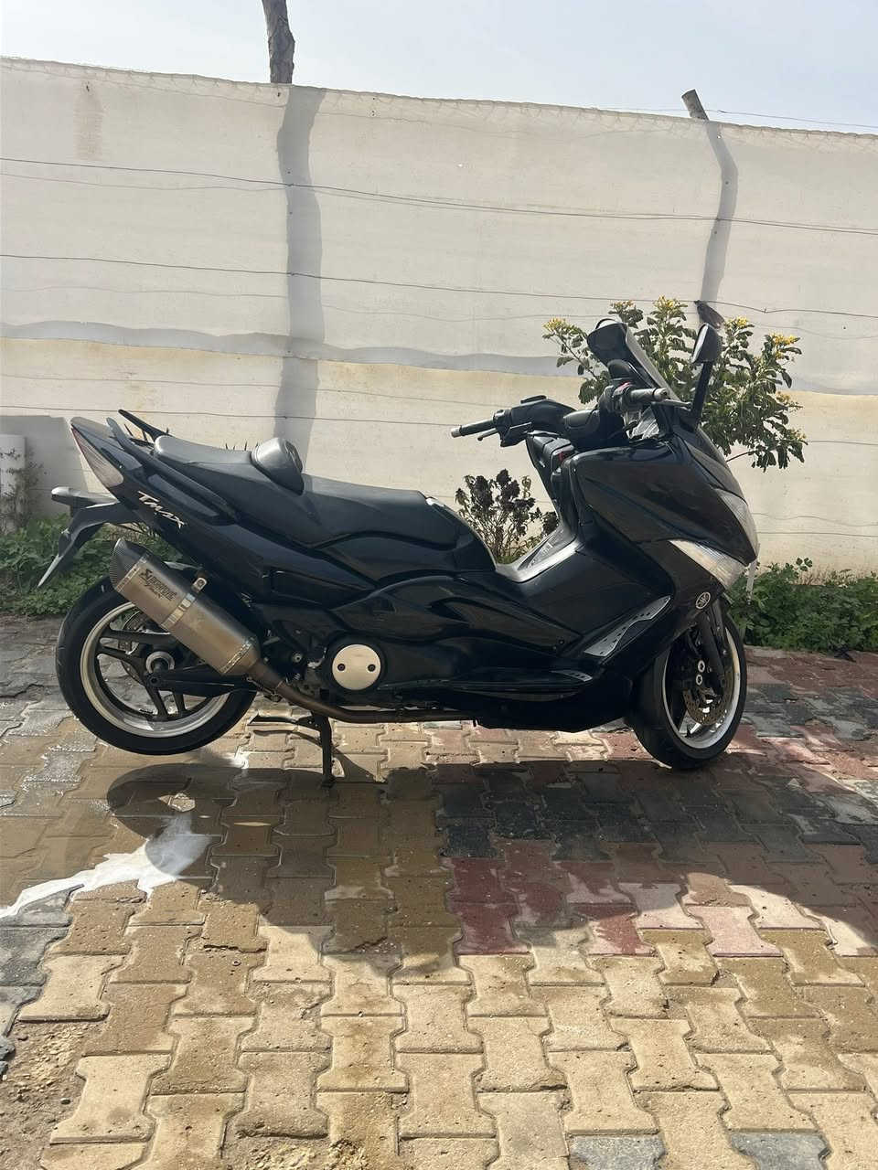 السلام عليكم تي ماكس للبيع كافله عامه ممشه الدرجه 22الف اخت الزيرو درجه نضيفه كلش السعر40وبيها مجال لين الدراجه زيرو  *********** مكاني واسط
