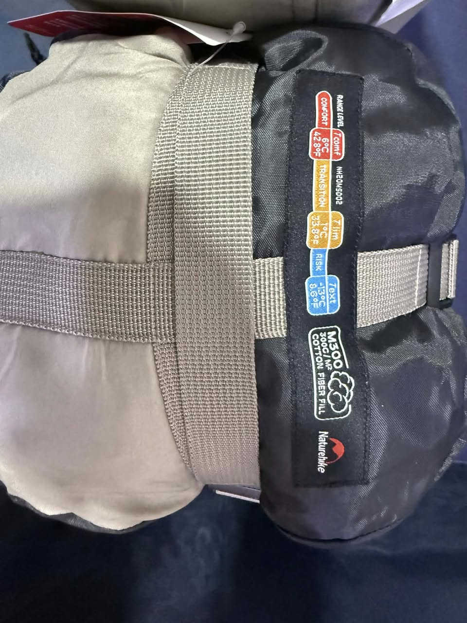 السلام عليكم للبيع سليب باك من ماركة نايتشر هايك Naturehike عدد ٢
الاول موديل M400 وزن ١ كيلو و ٨٥٠ غرام ادنى درجة حرارة  سالب ١٨ 
الثاني موديل M300 وزن ١ كيلو و ٥٠٠ غرام ادني درجة حرارة سالب ١٣ 
من مميزات هذه النوعية من السليب باك سهلة الحمل للمشي للمسافات الطويلة وللترحال كونها خفيفة الوزن وتغسل بالغسالات الاوتوماتيك 
تواصل خاص او *********** واتساب
