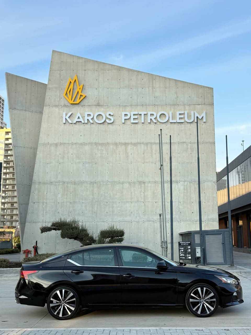 السلام عليكم ورحمة الله وبركاته 

‏‎       ——— لـلـبـيع  ———

نيسان التيما.       — Nissan Altima

‏‎وراد أمريكي.        —  ايرباك الستيرن فقط 

‏‎الموديل               — 2021  

فئة                      — SR   

حجم المكينه       — V4/2500 

‏‎اللون                   — اسود   

المسافه المقطوعه —57.000 

حالة السياره.    — صبغ نص البنيد + الجاملغ 

‏‎المواصفات 
‏‎- بصمة تشغيل
-بصمة ابواب 
‏‎-ترحيب عند الاقتراب 
‏‎- شاشه كبيره تدعم نظام الأبل كار باي ونظام الاندرويد 
- تشغيل عن بعد 
‏‎- كرسي السايق  بحركه كهربائيه 
‏‎-تبريد منفصل 
-كشنات جلد 
-حساس خلفي 
‏‎-تحكم ستيرن جهتين 
‏‎-تحديد سرعه 
‏‎-مانع انزلاق 
-رادار امامي 
‏‎-ليد نهاري
‏‎-تحديد مسار 
- تنبيه ما قبل الاصطدام
‏‎-كامره خلفيه دواره
‏‎باقي المواصفات المعروفه 

‏‎السعر            — اكتب تم ويوصلك السعر مباشر 

رقم السياره    — أربيل 

‏‎موقع  السياره — السليمانية 

‏‎للأستفسار.     — ***********—*********** السليمانية, العراق
