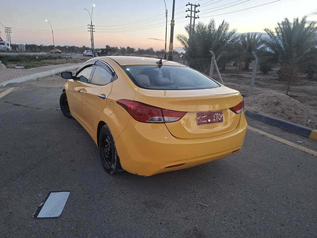 لنتره ٢٠١٢ رقم بغداد  راعيها مااندله  سعرها ٤٩ ورقه مكانها كربلاء حي النصر ***********جاهزه كل نقص مابيها كير ومحرك مكفولات حداديه جديده تخم تاير جديد
