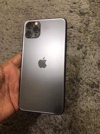 ايفون 11 برو ماكس • ٢٥٦ • اسود فحمي