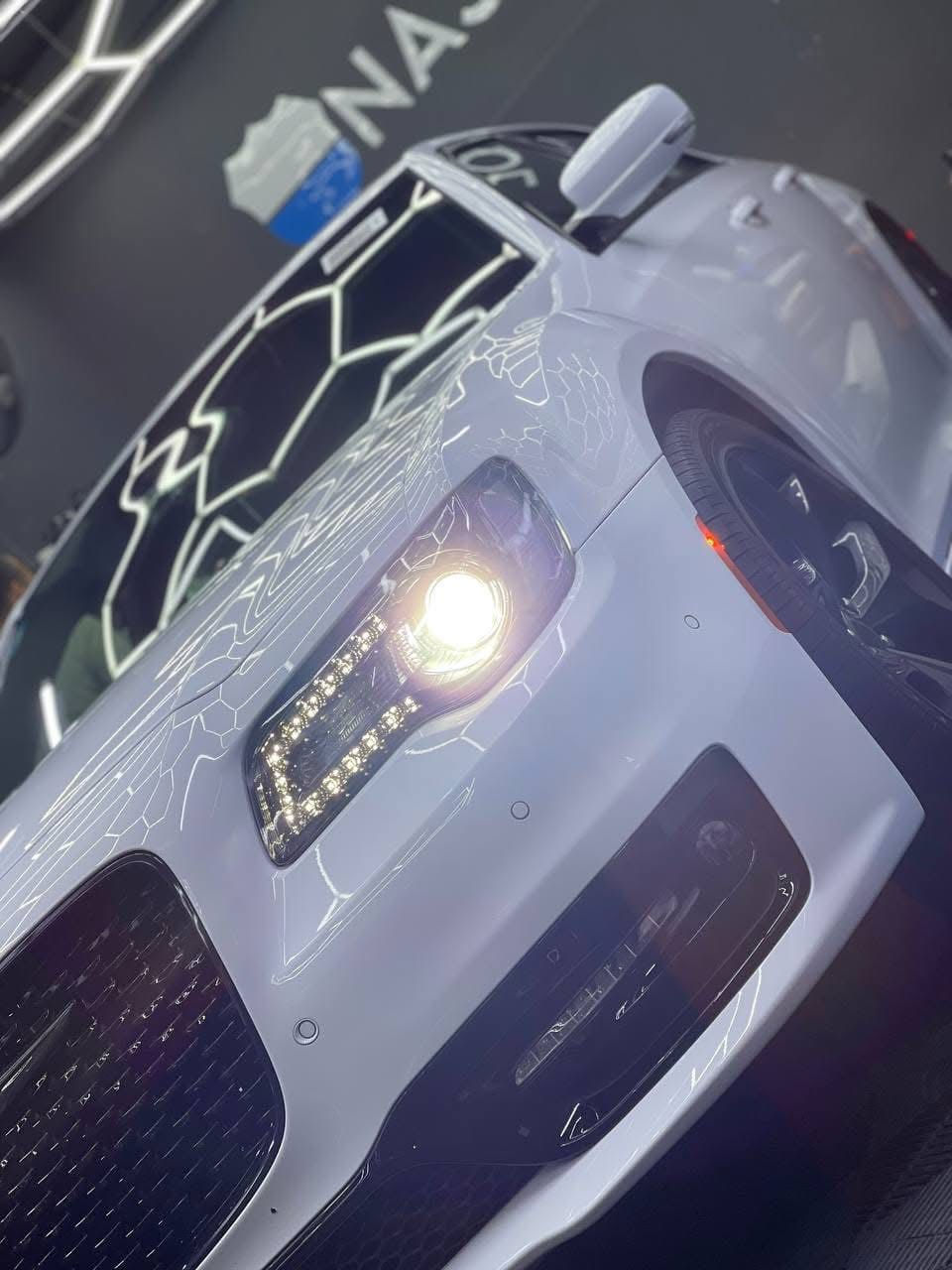 Chrysler 300s 2023
كرايسلر اوباما اخر اصدار وكالة و ضمان هارلم

اللون ابيض رقم بغداد

مواصفات الs الفول المعروفة

ماشية ٢٥ الف كيلومتر

السيارة مغلفة كامل بي بي اف امريكي ضمان ١٠ سنوات

السعر ٤١,٠٠٠ $

للتواصل  الاتصال على الرقم

***********
