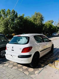 بيجو ٣٠٧ • ٢٠٠٥ • رقم بابل