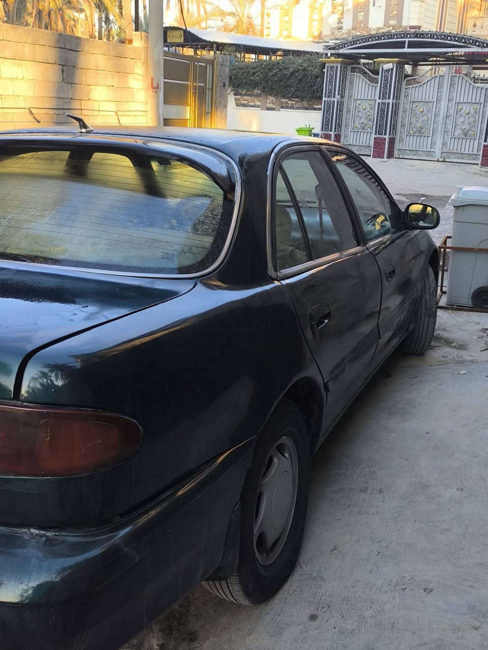 السعر 40
*********** 
للبيع سوناتا 2 موديل 94 رقم ديالى بسمي سنوية جديدة رقم دولي محرك مسكر كير اوتماتيك تخم تاير جديد مصبوغة عام بدون ظربة الشراي يتصل السعر 40 وبيه مجال قليل علما ان السيارة في ديالى بعقوبة ***********
