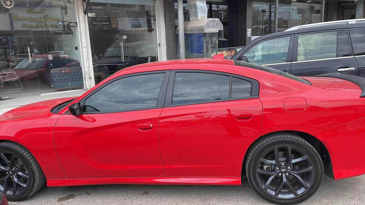 Dodge 2023charger gt 17 mile سەیارەکە رەفزی مرورە بەبی برانەوە بەشەرت تەنها یەک تۆز لەحیم پاش جێژنەی رەمەزان رەفزی وەرگرتیە بۆیان چاملخی لای سەکن دەرکەی پشت سەکن کلێر ئەمریکایە دو بست سبوخ چقملخی لای  سەکن بۆیاخە بەشەرتی خرامە دەفرۆشین 7507461585 أربيل, العراق
