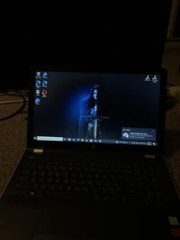 لابتوب hp للبيع  مواصفاتها واصدارها بالصوره  والسعر :200 الف ٠٧٧٠٩٩٨٧٨...