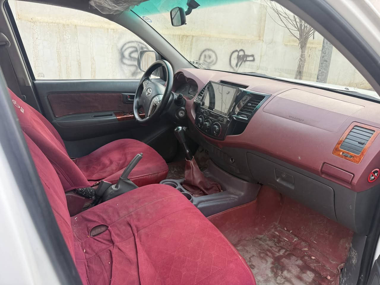 تۆيۆتا مه رزيه بؤ فرؤشتن ٣ پارچه ى پێشى ره شه بئ ناو گرتن و بئ ده عم ده رگاكانى بيلاده نه كراوه ته وه به كامل پارچه ره ش ئه ى فرؤشم مه كينه ى ٥مانگه كامل ته عمير كاوه به عه شياى بيلاد و مه زبوت هه مووگيانى به شه رت يه ك دينار مه سره فى تيا نيه به ناوى خؤمه وه يه ره قه م و سه نه وى تازه هه زه ى تازه يه سعرى ١٧٣ كه ميك مه جال
***********
***********
