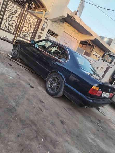 سلا عليكم البيع بي ام دبليو حجم 525 كبس كير عادي اربع جامعات كهرب ومرايات كهرب صبغ جماليا ويالا وتارات جديد كشنات جلد رقم نينوى بسمي سعر 58وبي مجال استفسار هاذا رقم *********** ***********
