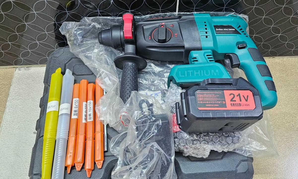 السلام  عليكم  دريل  همر  شحن دبل بطاريه 21فولت  مع  سيت  برينه  الارقام واضحه بصوره  
للبيع  جديد غير  مستخدم   قطعه من الامزون للبيع 
السعر  ٦٠ الف  قفل 
التواصل *********** اربيل
