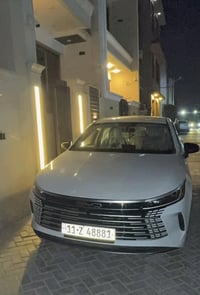 موجوده سياره byd 2025 سياره مرتبه ونظيفه للي يريد خط موجود / 077458135...
