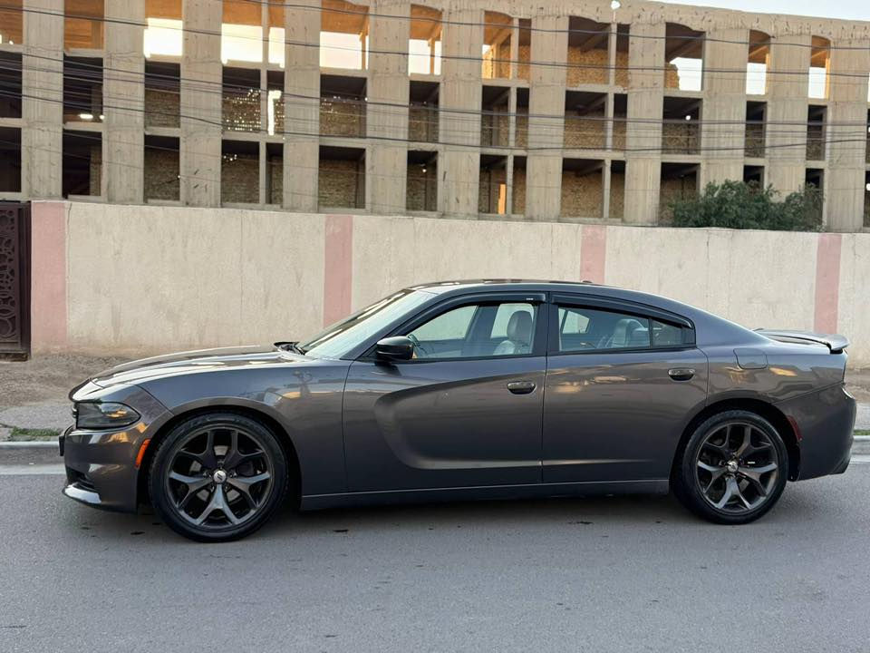 للبيع موديل 15 وراد كندي هزه جديده السعر 155 الاتصال ‭0787 747 7015‬
‭0775 552 4588‬
