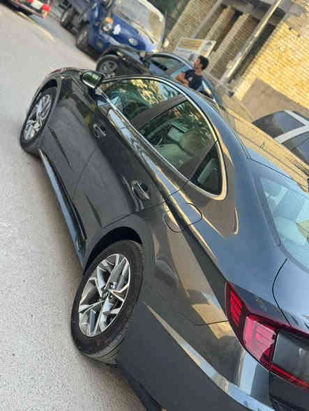 سوناتا  2023 

محرك 2500

ماشيه 73 الف ميل مشي امريكه بالعراق ماشيه الف
داخل ابيض 
شاشه كبيره 
بصمه تشغيل 
ابواب بصمه
تشغيل عن بعد
كشن كهرباء 
كشن هيتر 
تبريد شاشه لمس 
جنطه ذكيه 
ويل كب سبورت
نقطة العمياء
كاميرا
ردار
قيادة ذاتي
لايت زينون عدسات
بك لايت لد 
تحديد المسار
تحديد السرعه

الحادث صبغ حافة البنيد 
ليبل واحد بدون ايرباك سياره 
لووووووووك  
ترقيم جديد اربيل
السعر 175$$$$
للتواصل *********** بغداد
