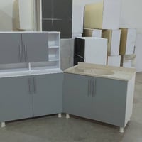 كاونتر خشب • حسب المتر • مراسلة