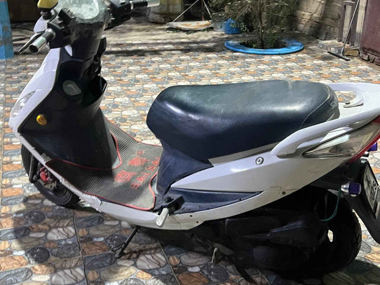 دراجه سيام للبيع
كلشي شغال بيها
((( مجفت ))) 
مكاني رفاعي قرب المستشفى
الرقم : *********** 
300
