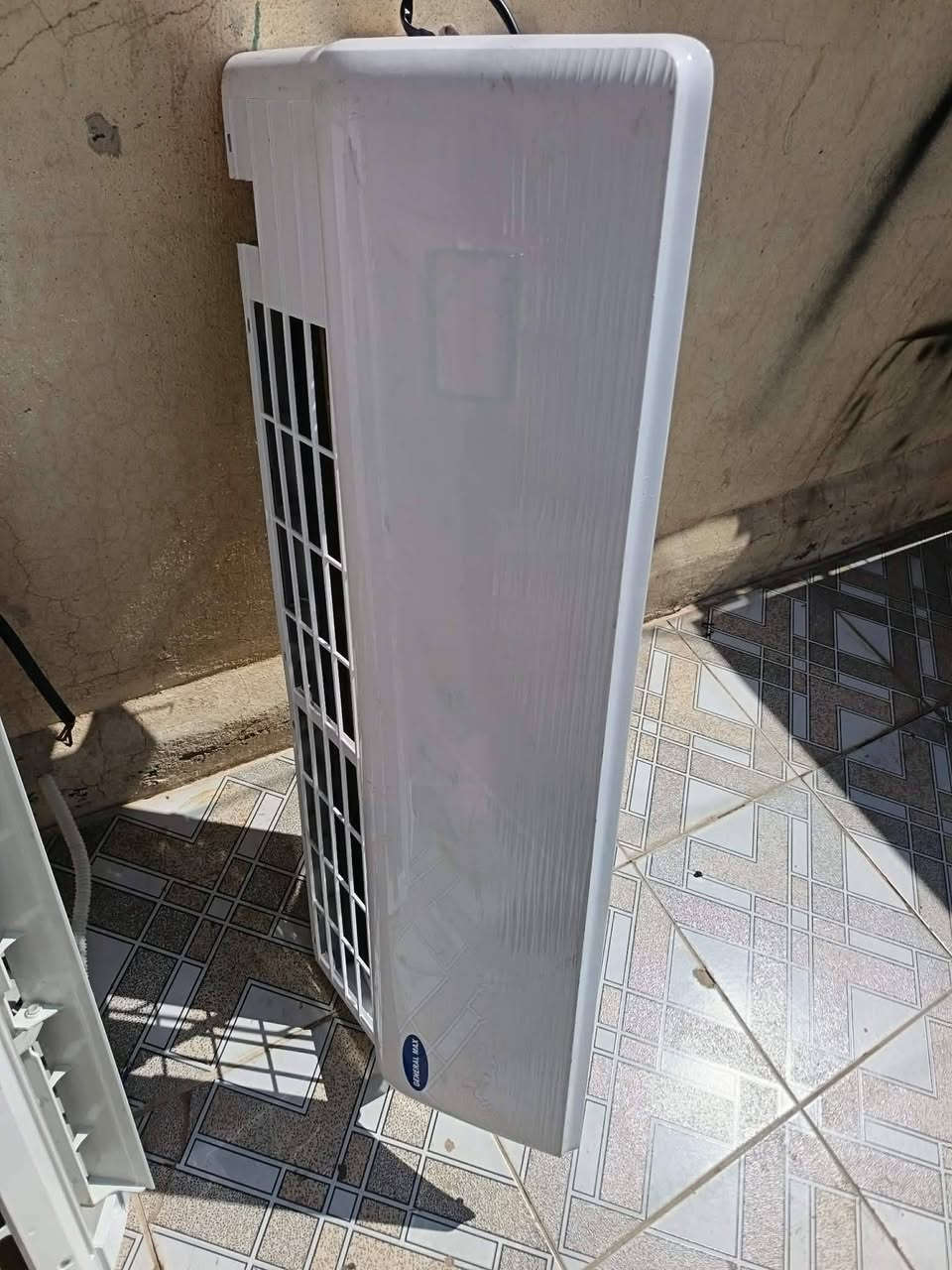 سبالت طنين كامل بوري غاز شرط الشغل اخو الجديد
غسالات اوتوماتيك احجام مختلفة
مبردات احجام ثنين ونص واربعه ونص
كونفيرات وسط وكبير
طباخ كريازي اخو الجديد 
طباخ فريش وتكنو
طبلات كاونترات 
تخومه غير مستخدمه واسعاهم مناسب جداً 
عنواني حصيبه ***********الشراي يتفضل خاص او واتساب وبعد اكو هواي اغراض مستخدمه
