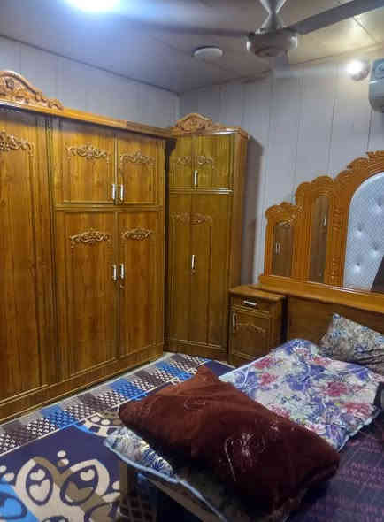 غرفه جديده شهر من شتريتهه السعر 650مكاني مدينه الصدر مستعجل عله بيهتهه ***********
