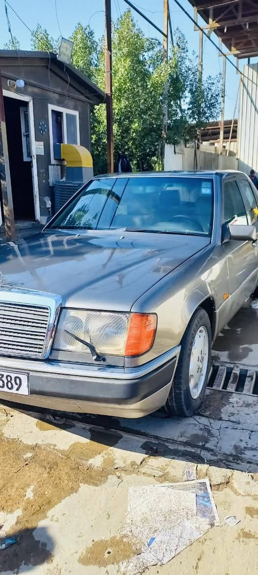 السلام عليكم
مارسدس دب بلاديه 
مكينه وكير 300E
كهربائيات شغاله 
سلايد شغال 
بغداد الشعب 
بيع.او مراوس 
***********
السعر 78
