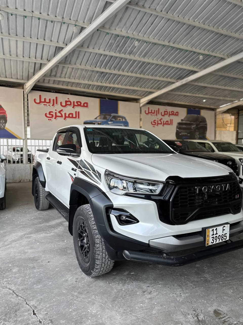 السلام عليكم للبيع تويتا هايلوكس GR مكفوله كفاله عامه رقم بغداد تريد تحويل او وكاله ماشيه 45الف 
   
مكاني واسط الصويره  
(***********)
