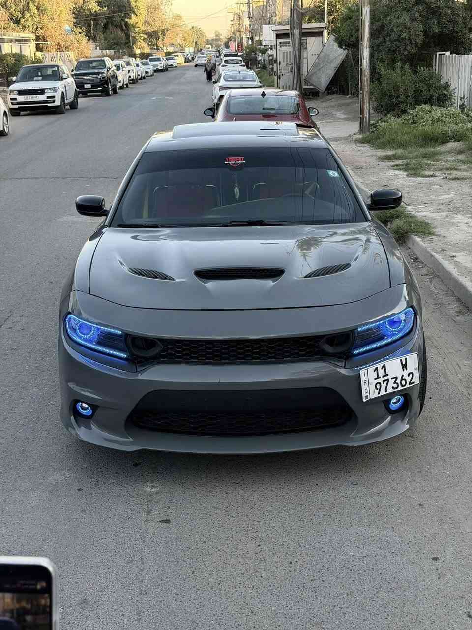 السلام عليكم سعر جدا مناسب
جارجر ارتي مديل 2018اصل 
لون سمتتي 
رقم بغداد تحويل اي مكان
ماشيه 60 حقيقي شرط الفحص
موصفات سياره
فتحه سلايت
شاشه كبير 
مبدل غرفة كاملة دايتونة 
بصمه تشغيل عن بعد
كامره دواره حساس خلفيه
لد متغير
 دويم بايب صوت رعب + بوابات اطفاء الصوت مشتغليها يم علي الوادي
مكينه وكير مكفولات
صدر امامي خلفي قبل سبوعين مشتغله 
التايرات الخلفية 315 والامامي 275 وتخم عليها جديد
ويل نجمة خسفة قوية 
السياره مبرمجة يم مصطفى ايكل 
السعر 187 وبي مجال بسيط 
الحادث جاملغ وبنيد وبيها قطعتين كلير امريكا بدون فتح بدون معجون الجاملغ الخلفي والباب الخلف السايق
مكان السياره بغداد
للتواصل ***********
